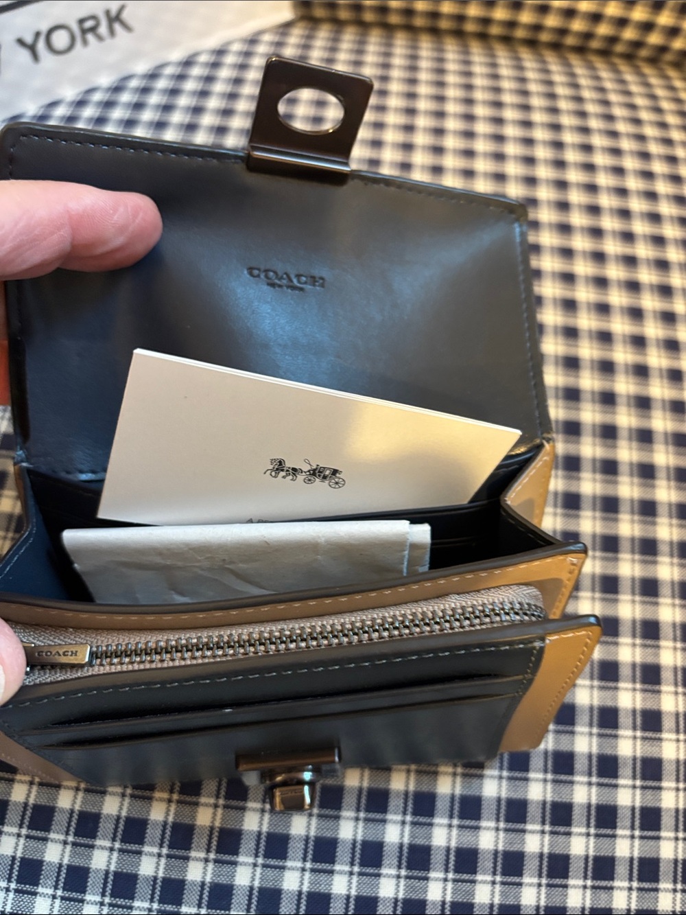 Coach Hutton Colorblock Mini Wallet in navy blue , Blush Pink & tan - Picture 8 of 13